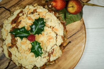 Rustic Pear Spiced Christmas Cake Recipe