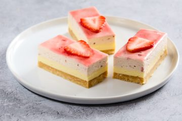 Strawberry & Lemon Cheesecake