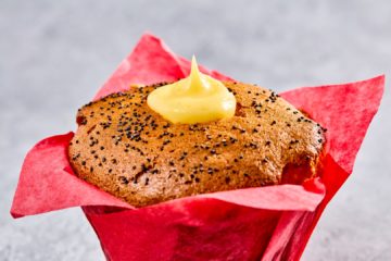 Lemon & Poppy Seed Muffin – Vegan